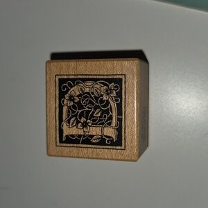 D Monogram rubber stamp with floral vine